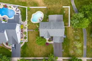  Photo 0