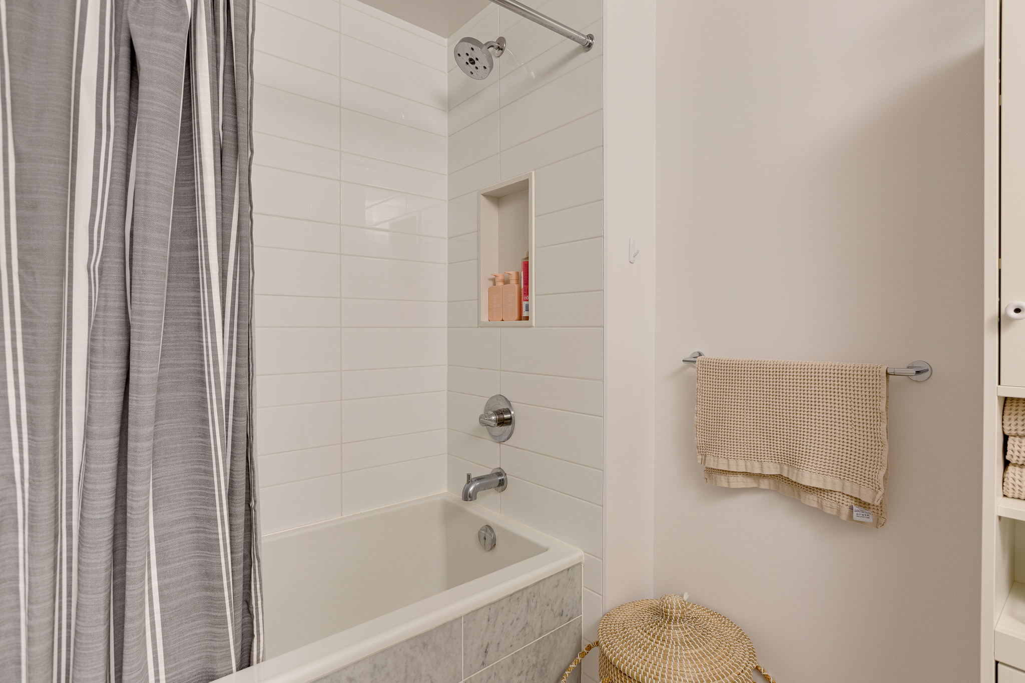Toronto property showcase — delivered property photograph 17