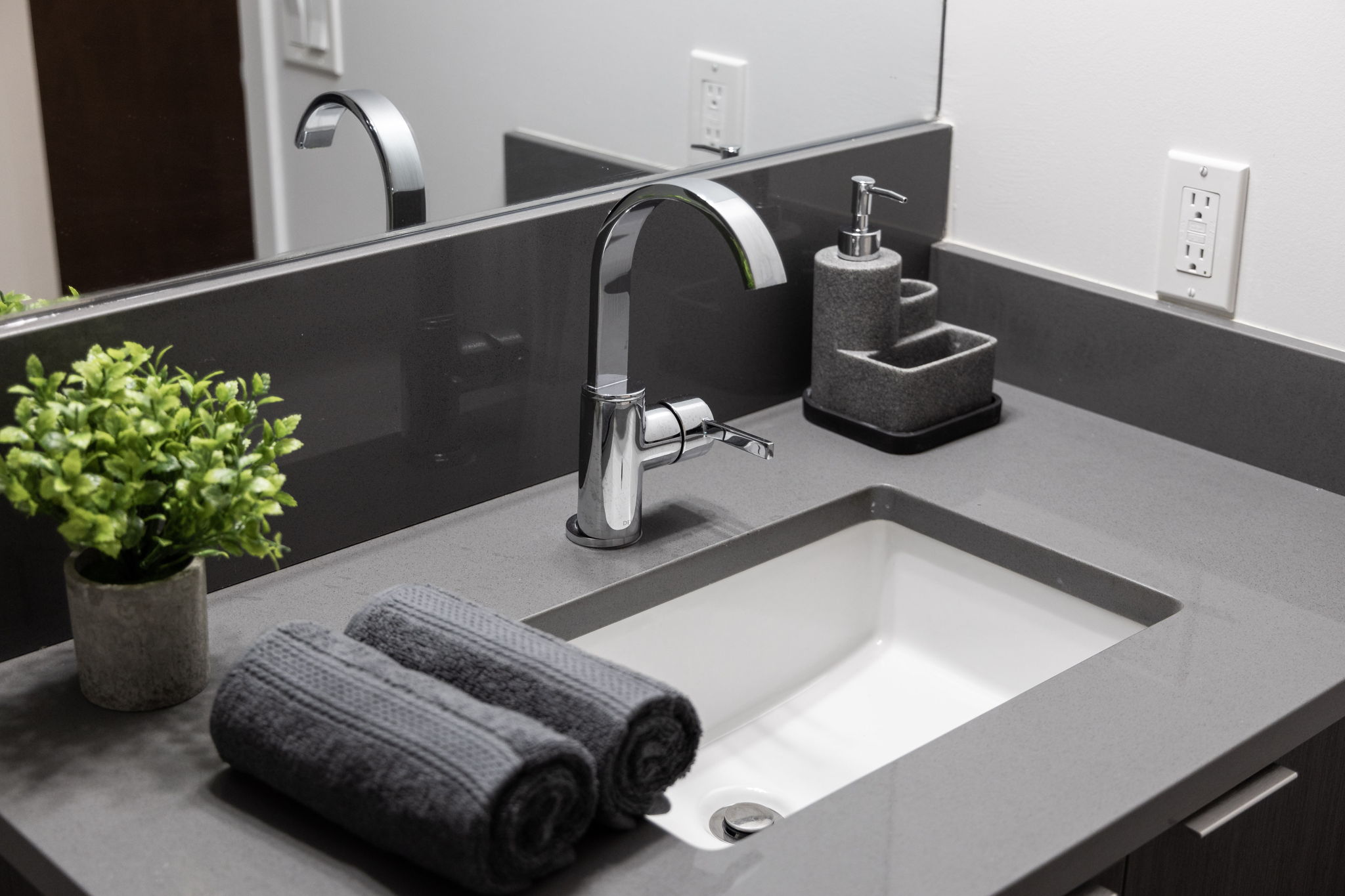 Toronto property showcase — delivered property photograph 14