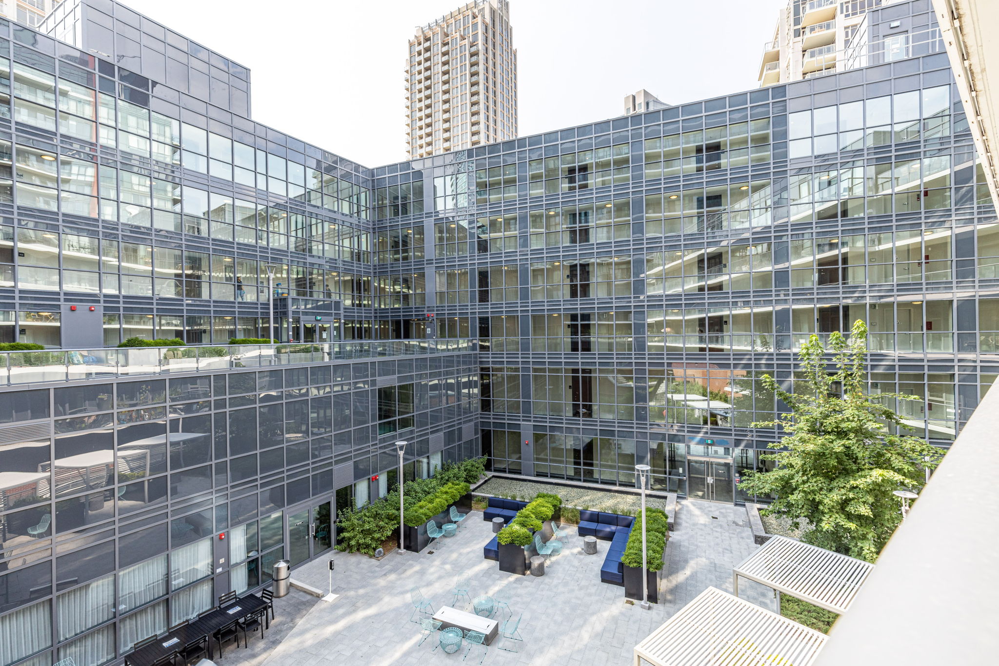 Toronto property showcase — delivered property photograph 25