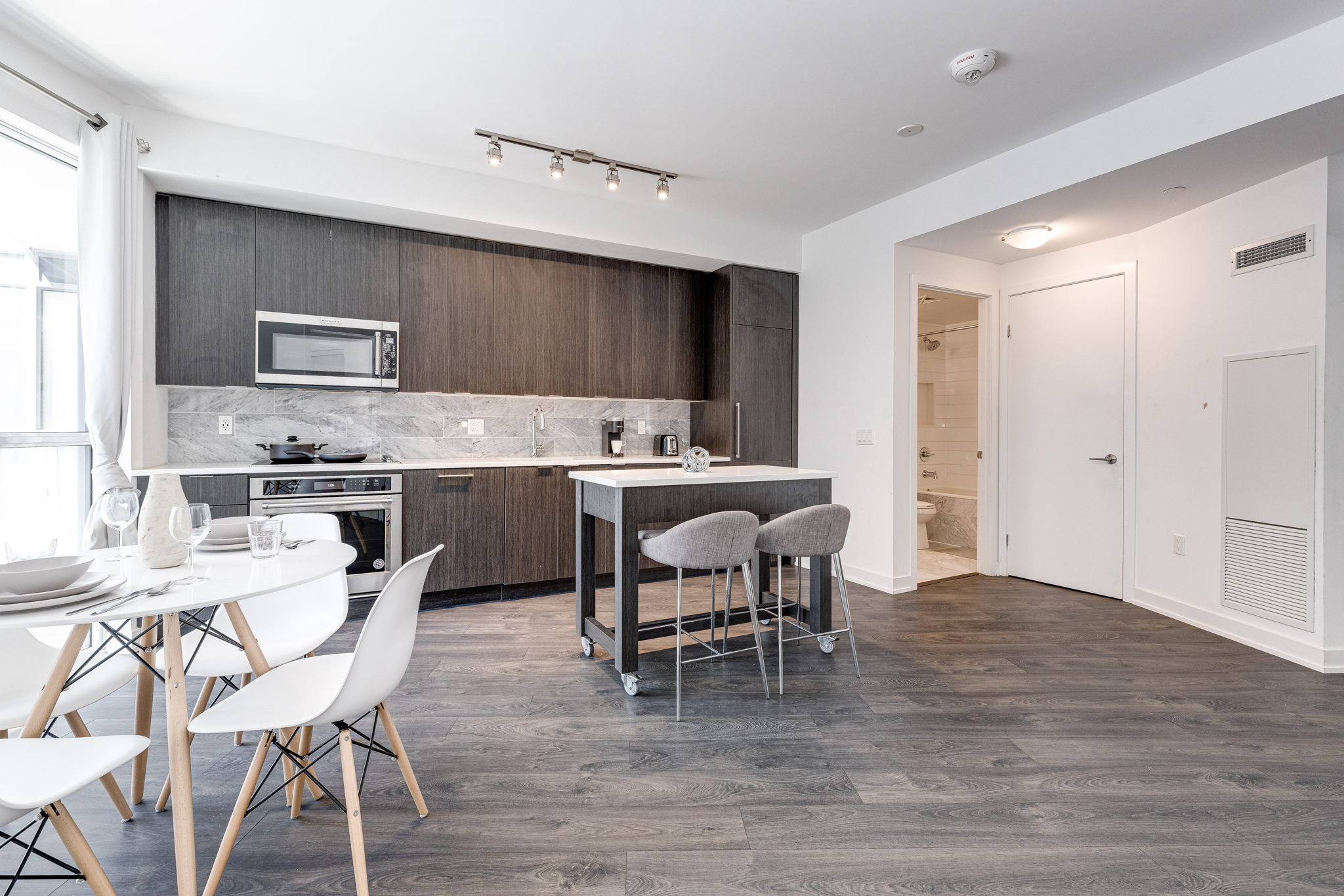 Toronto property showcase — delivered property photograph 9