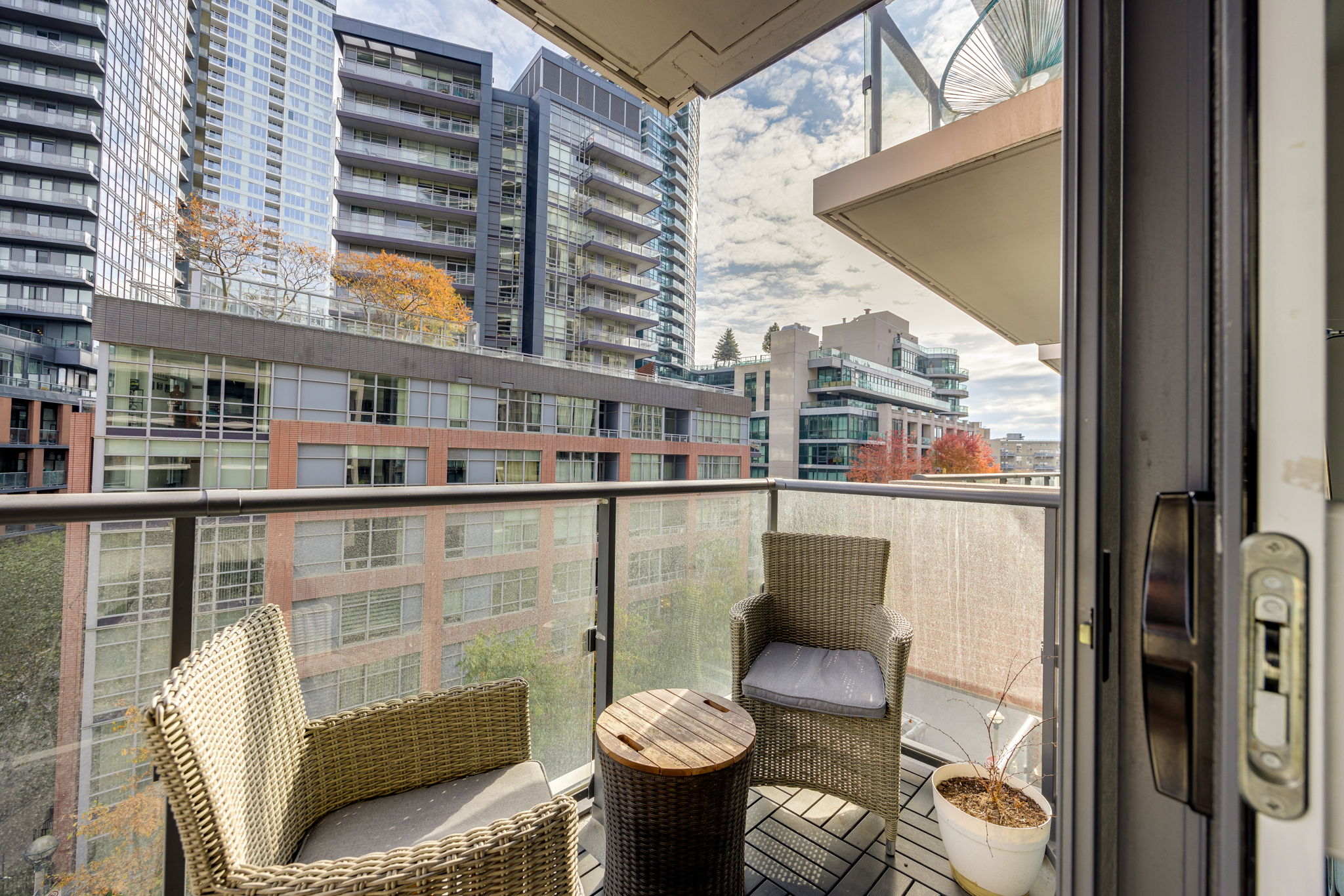 Toronto property showcase — delivered property photograph 20