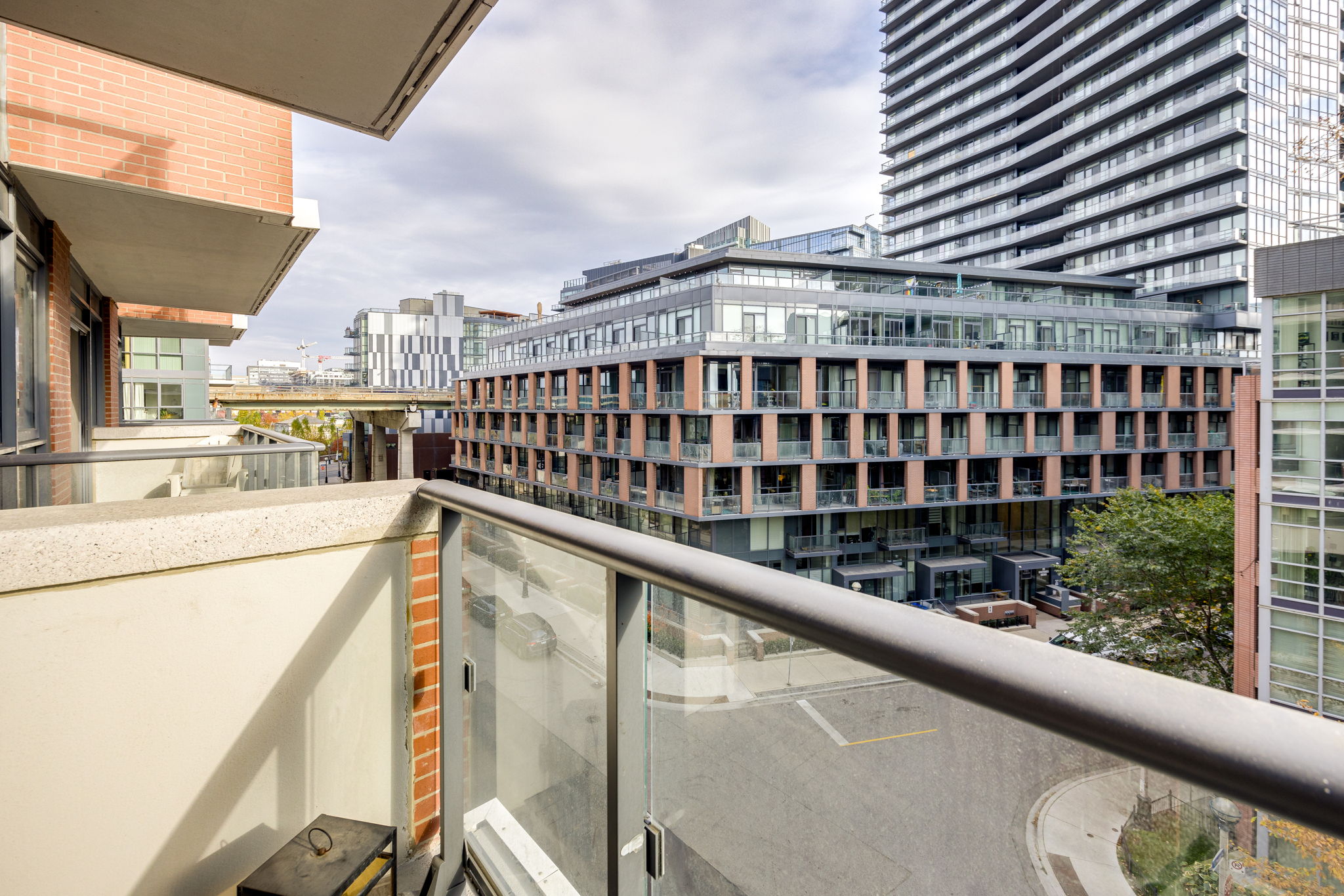 Toronto property showcase — delivered property photograph 22