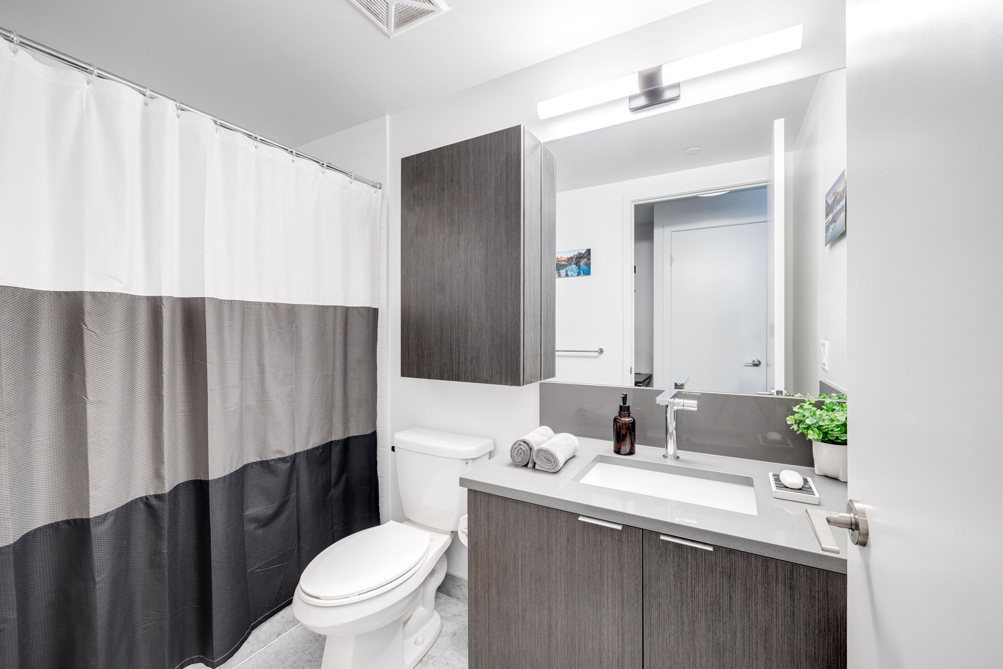 Toronto property showcase — delivered property photograph 18