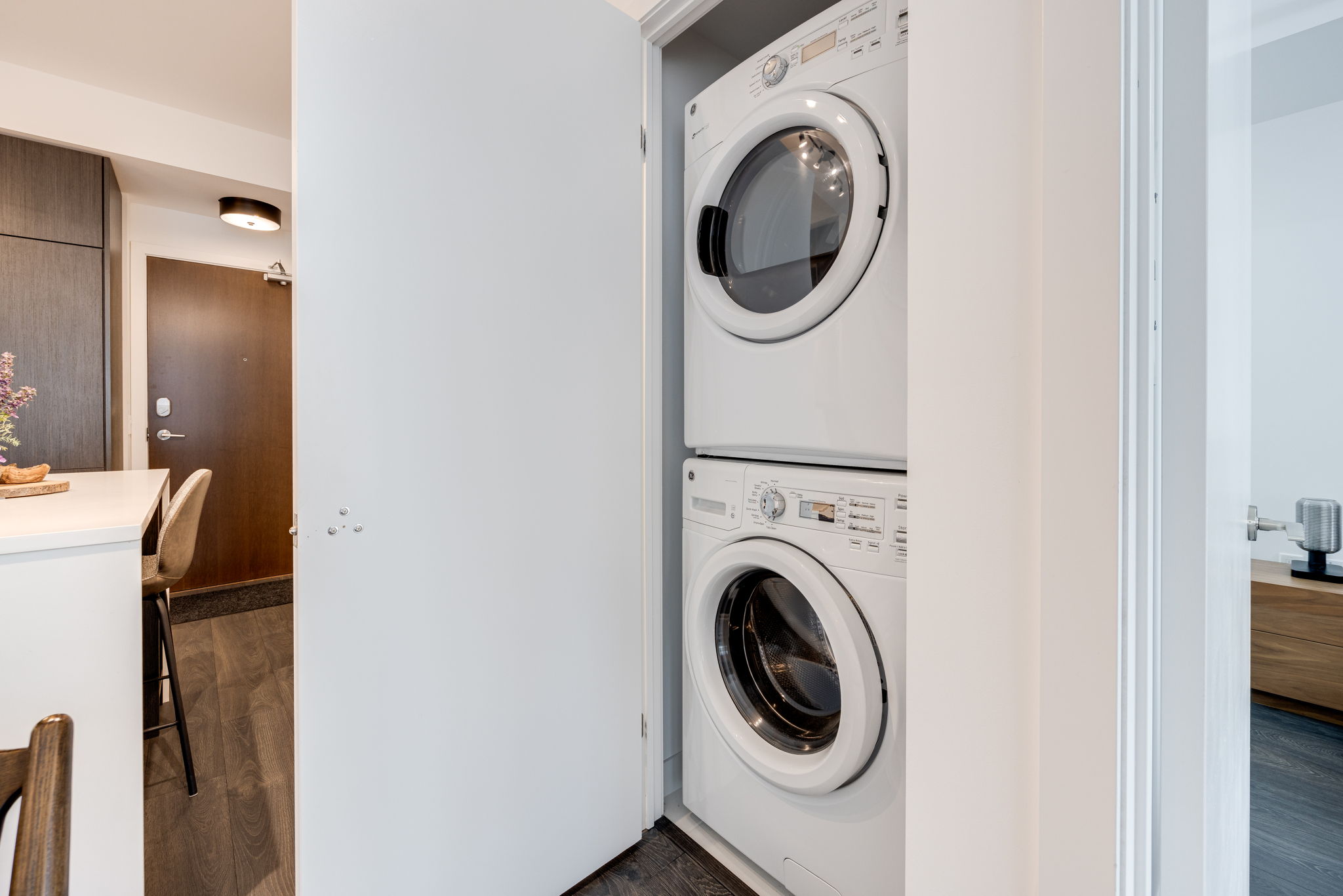 Toronto property showcase — delivered property photograph 19