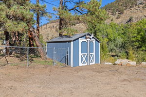  Photo 40