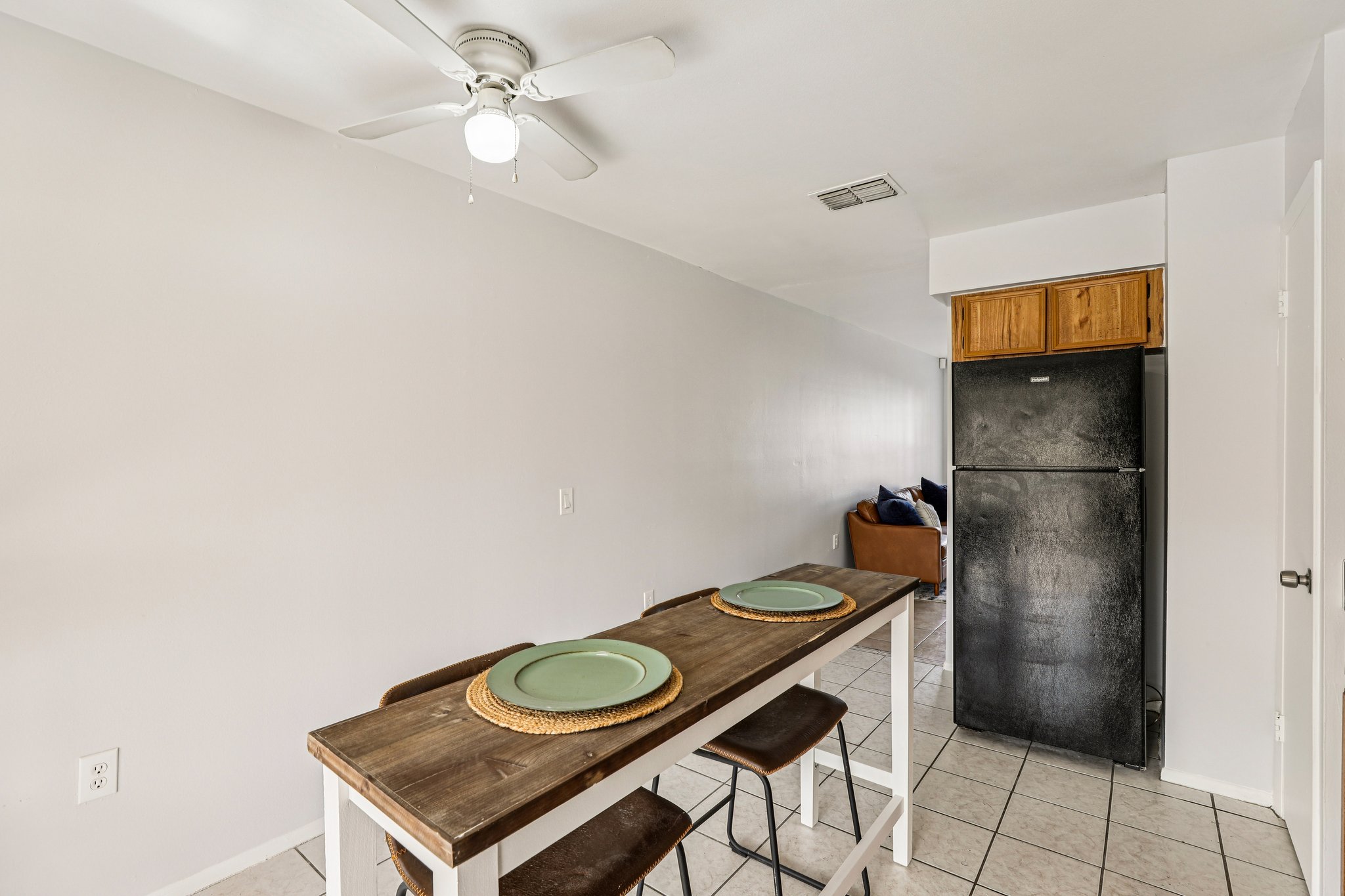 Lake Villa Way-S1202-008.jpg