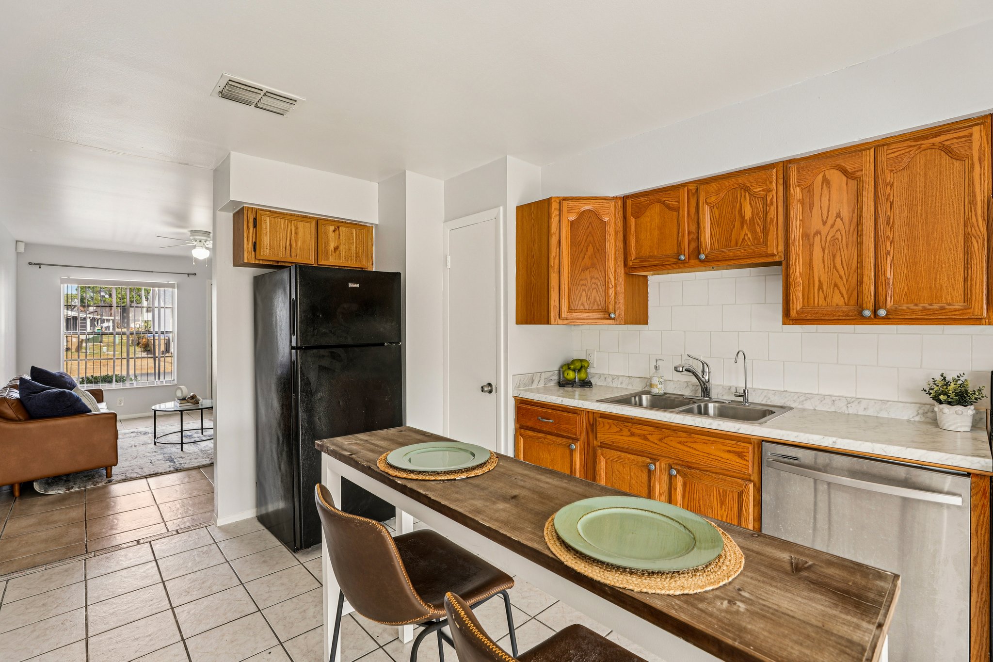 Lake Villa Way-S1202-009.jpg