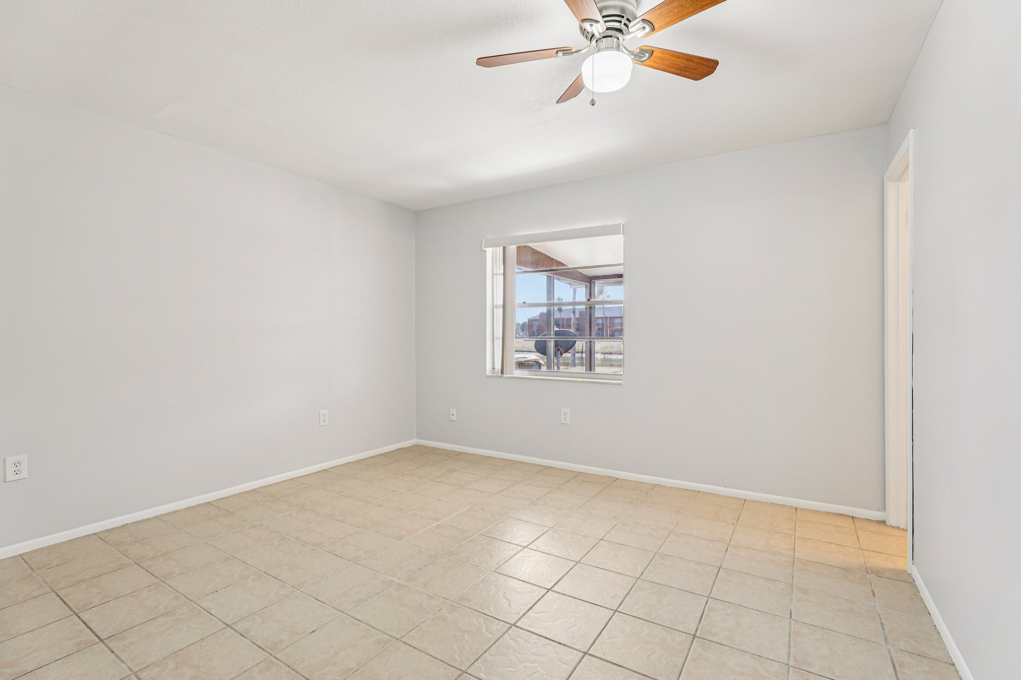 Lake Villa Way-S1202-012.jpg