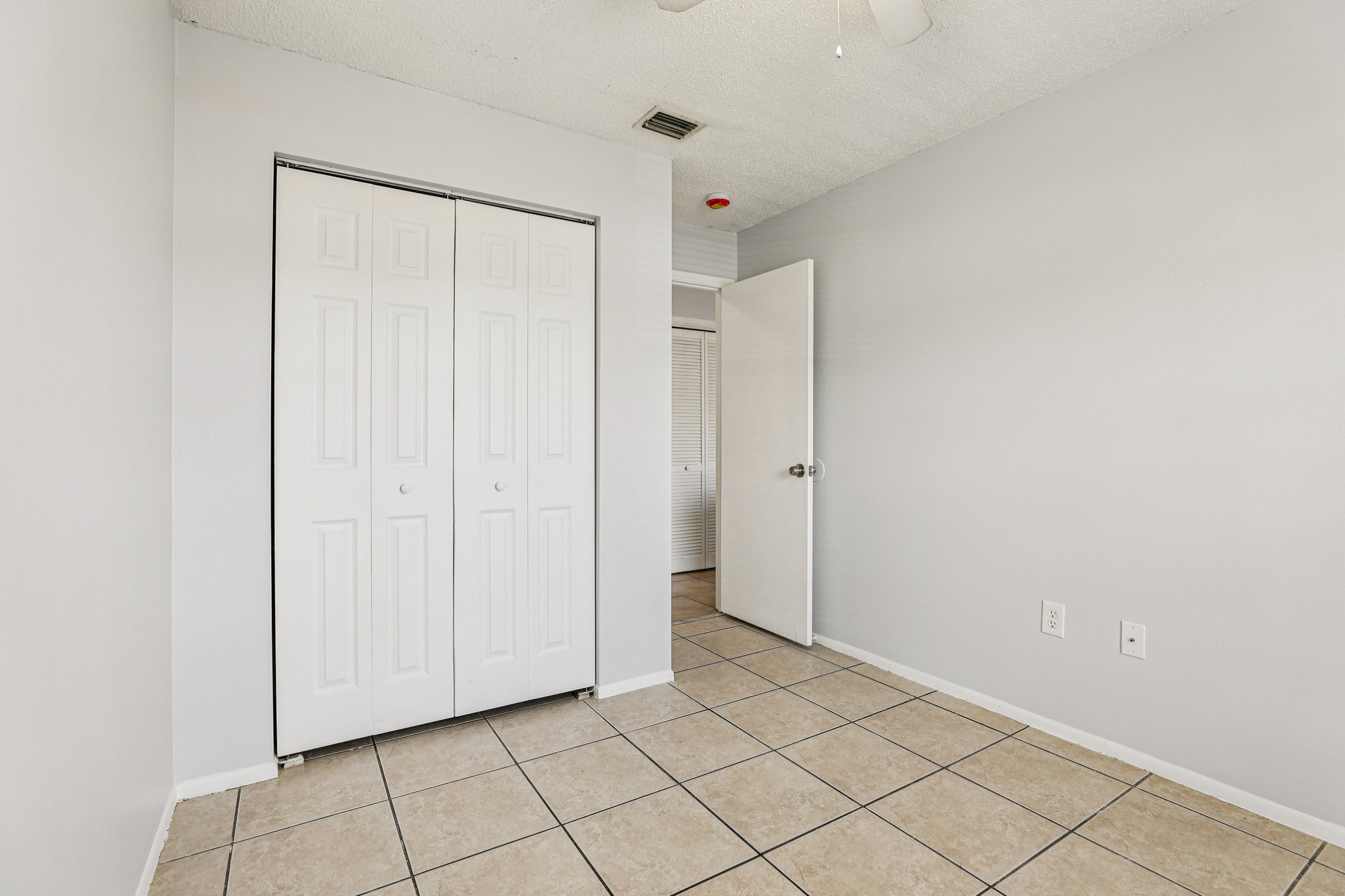 Lake Villa Way-S1202-023.jpg