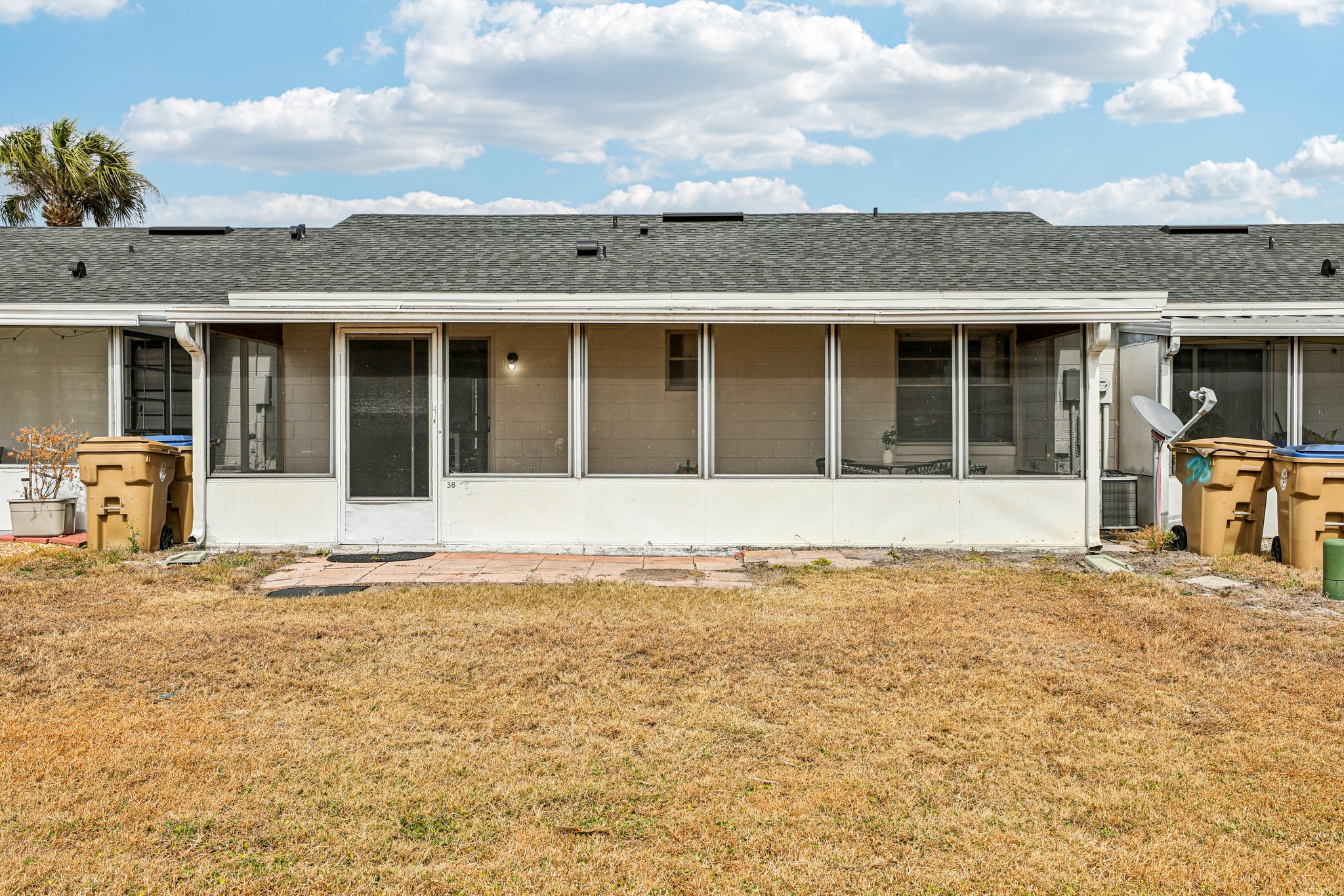 Lake Villa Way-S1202-027.jpg