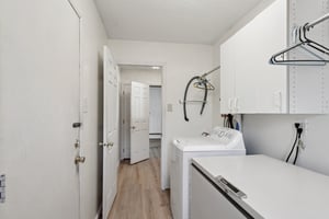 Lancelot Ln-S0201-023.jpg