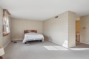 Lancelot Ln-S0201-033.jpg