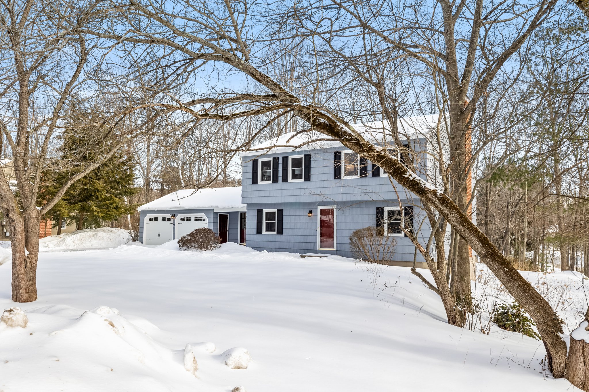 38 Lynnewood Rd, Laconia, NH 03246, USA Photo 3