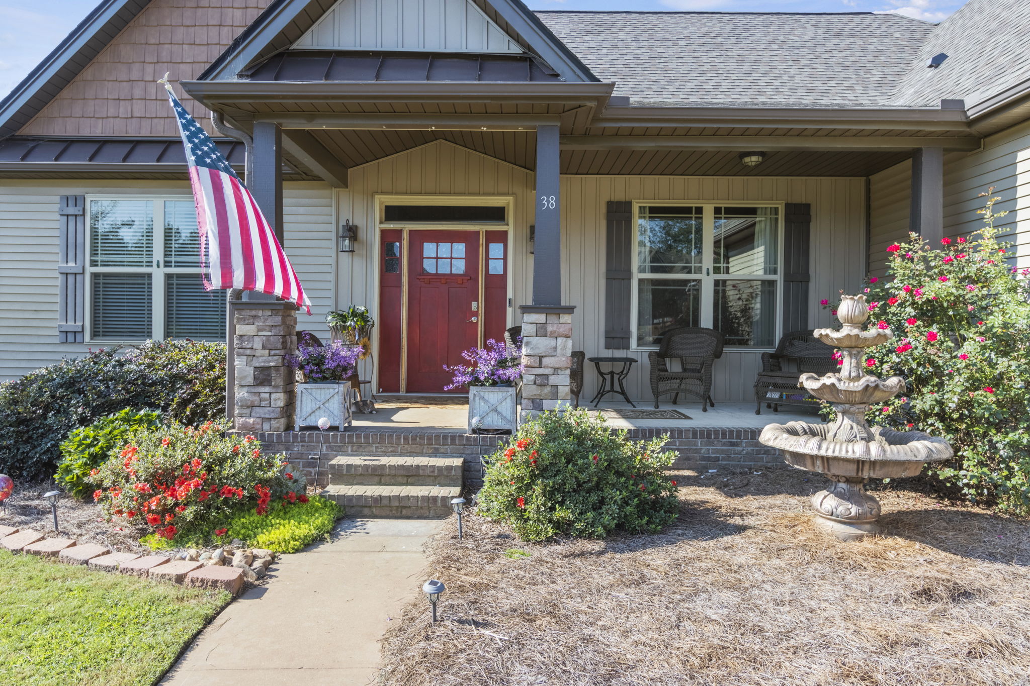 38 Meadowgold Ln, Greer, SC 29651, USA Photo 2