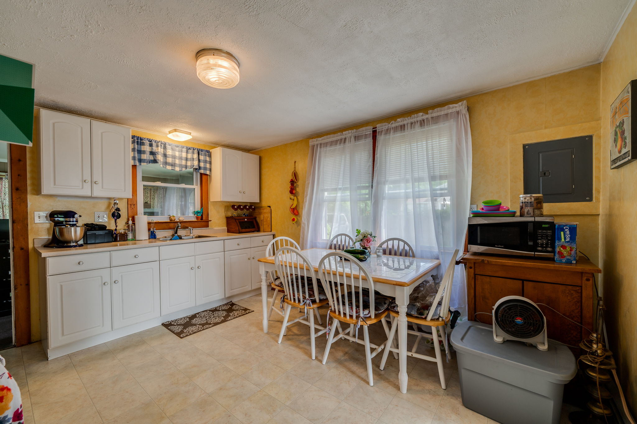  38 Millstone Rd W, Waterford, CT 06385, US Photo 25