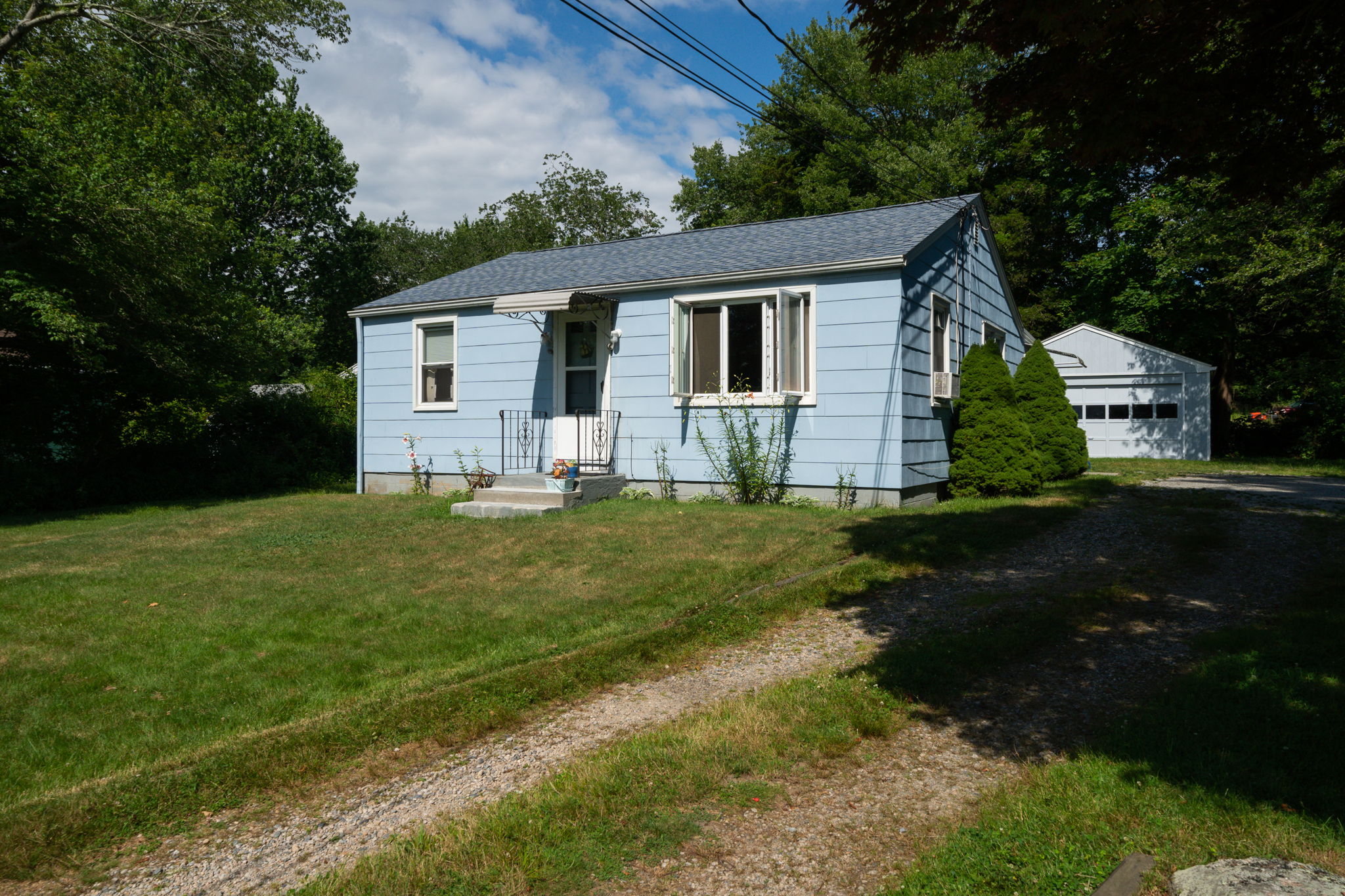 38 Millstone Rd W, Waterford, CT 06385, US Photo 24