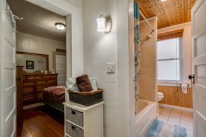  38 Millstone Rd W, Waterford, CT 06385, US Photo 10