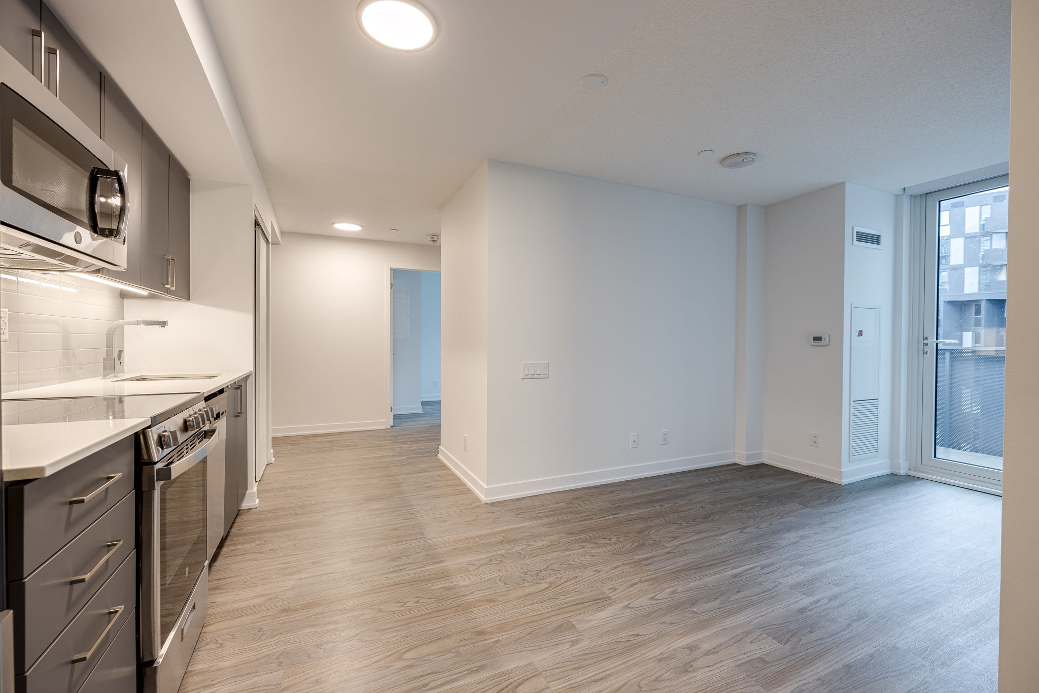 Toronto property showcase — delivered property photograph 9
