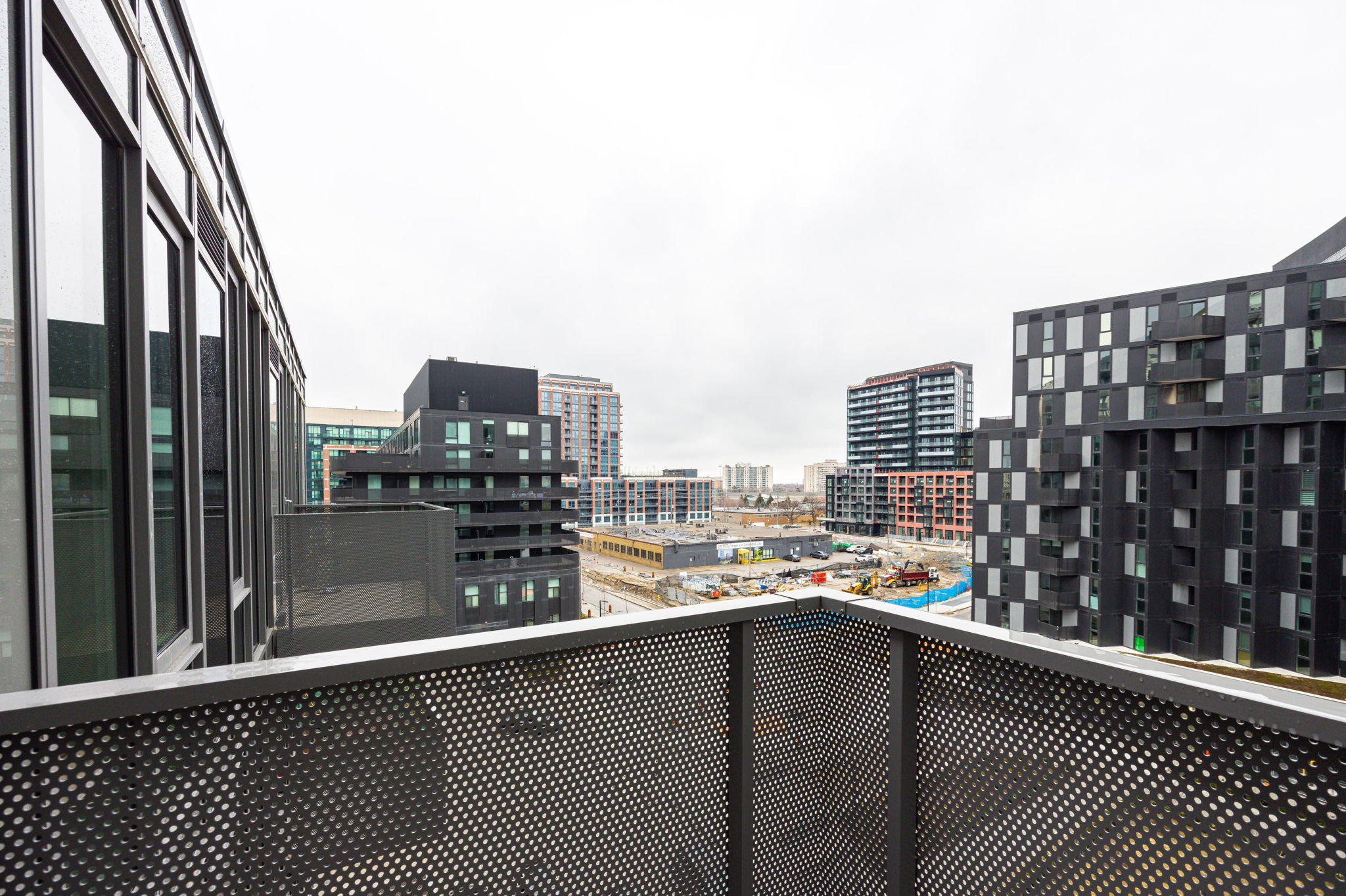 Toronto property showcase — delivered property photograph 24
