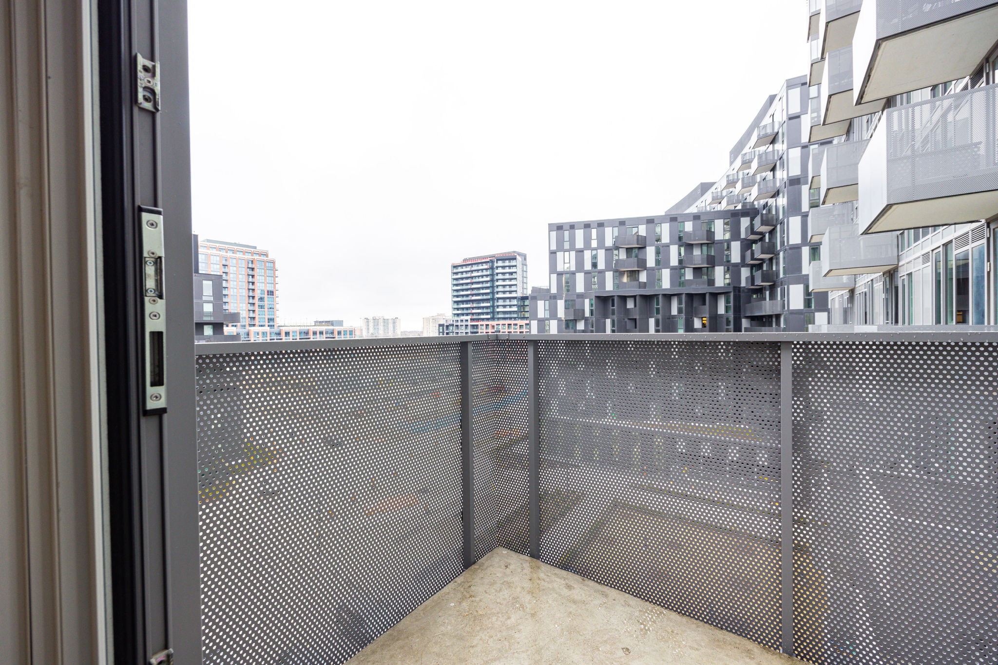 Toronto property showcase — delivered property photograph 22