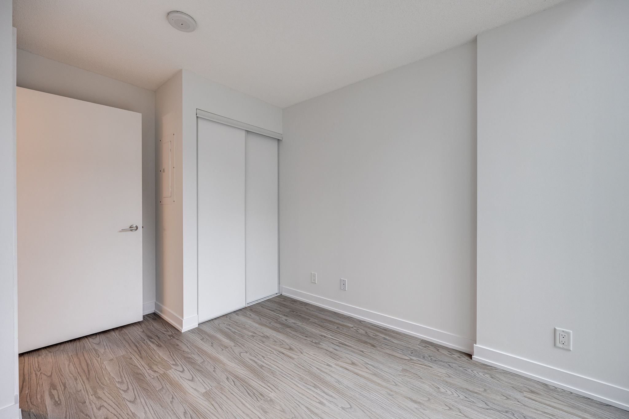 Toronto property showcase — delivered property photograph 17