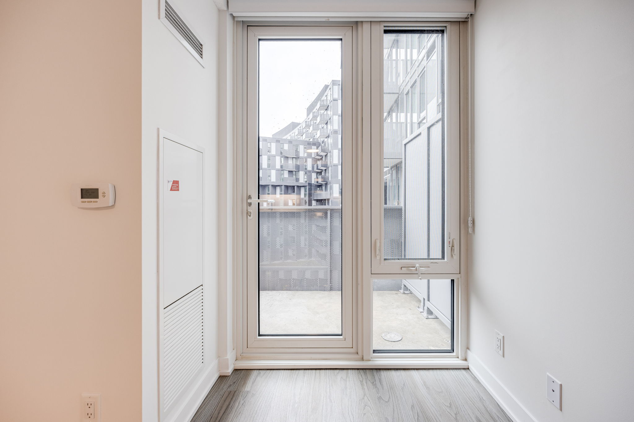 Toronto property showcase — delivered property photograph 21