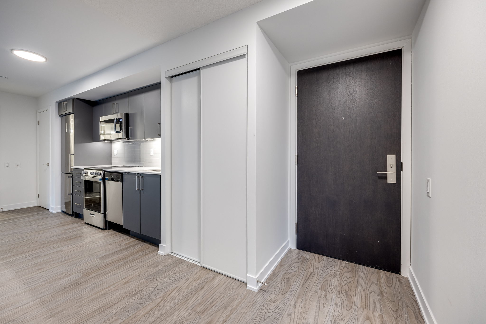 Toronto property showcase — delivered property photograph 15