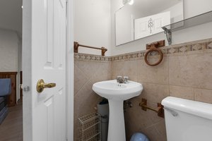  Photo 38