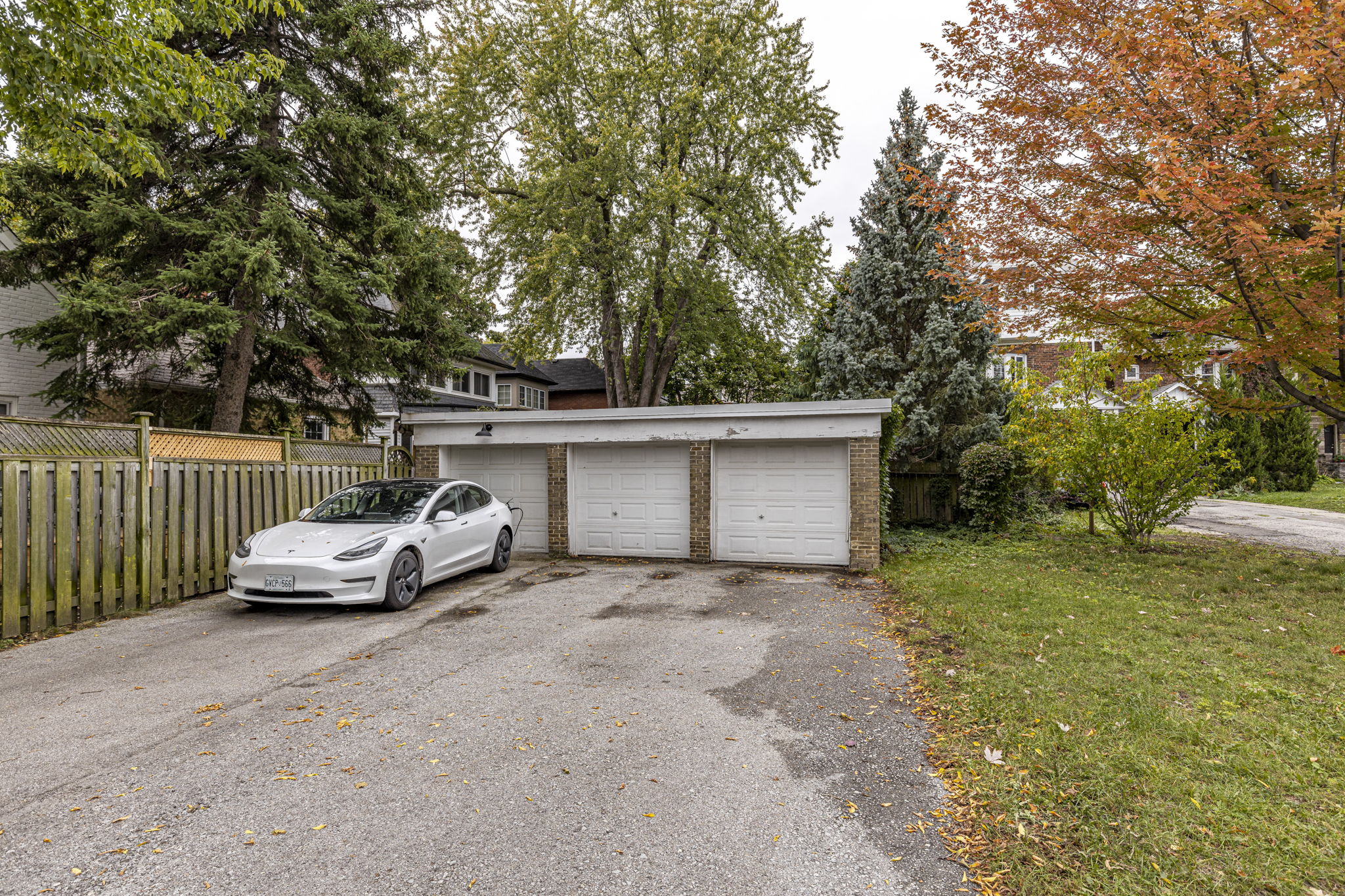 Toronto property showcase — delivered property photograph 40