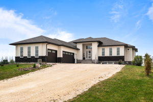 38 Paterson St - Exterior-1