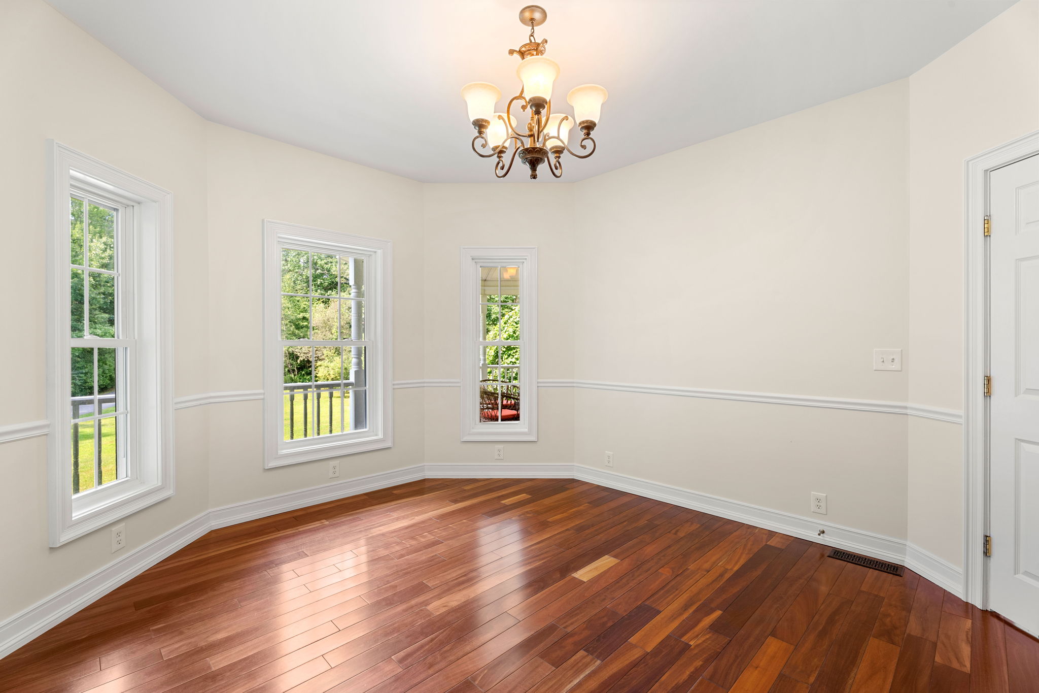 38 Rowell Rd E, Brentwood, NH 03833, USA Photo 47