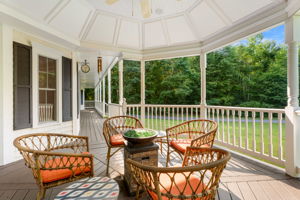 38 Rowell Rd E, Brentwood, NH 03833, USA Photo 4