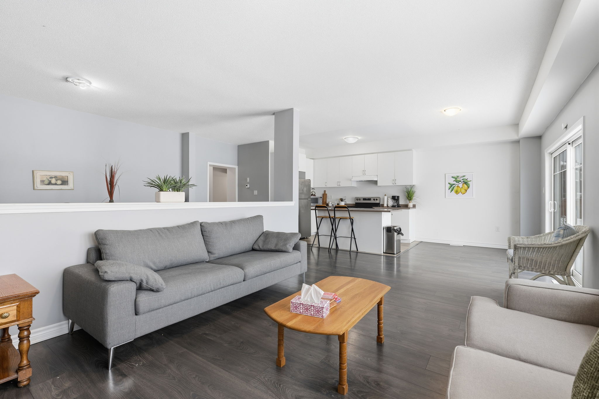 Wasaga Beach property showcase — delivered property photograph 12