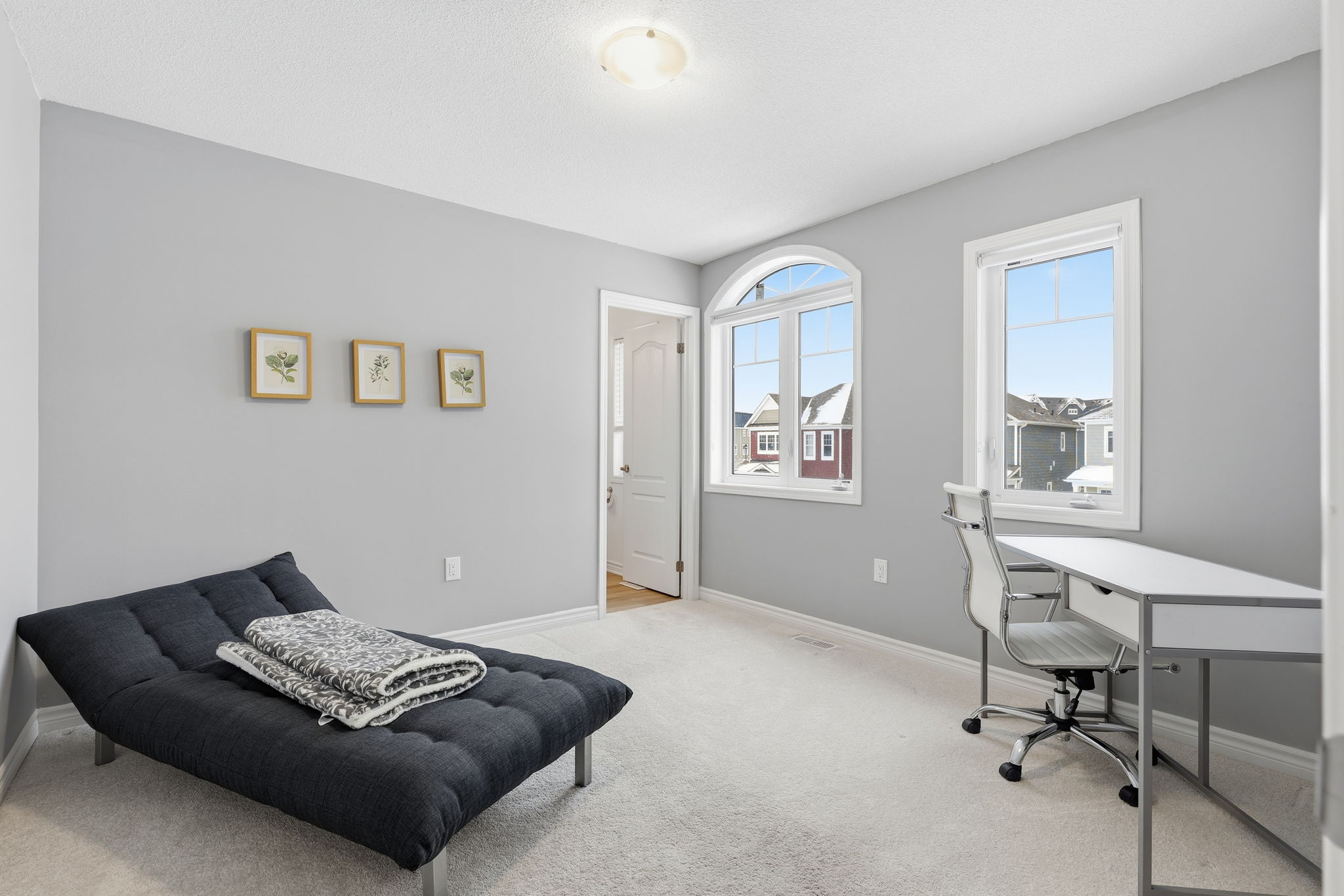 Wasaga Beach property showcase — delivered property photograph 16