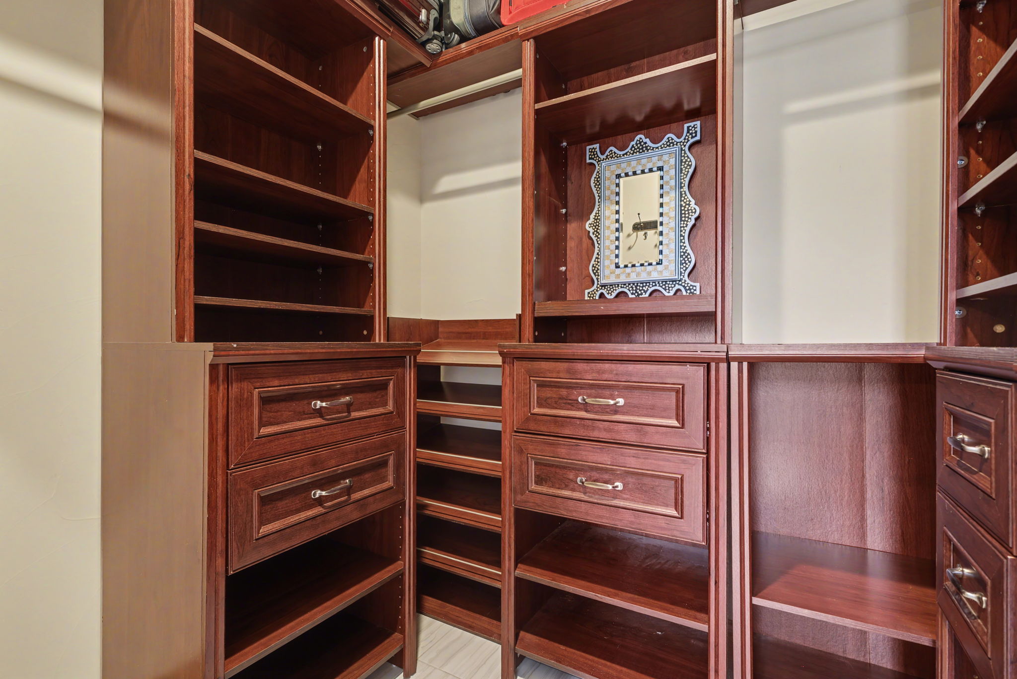 Closet