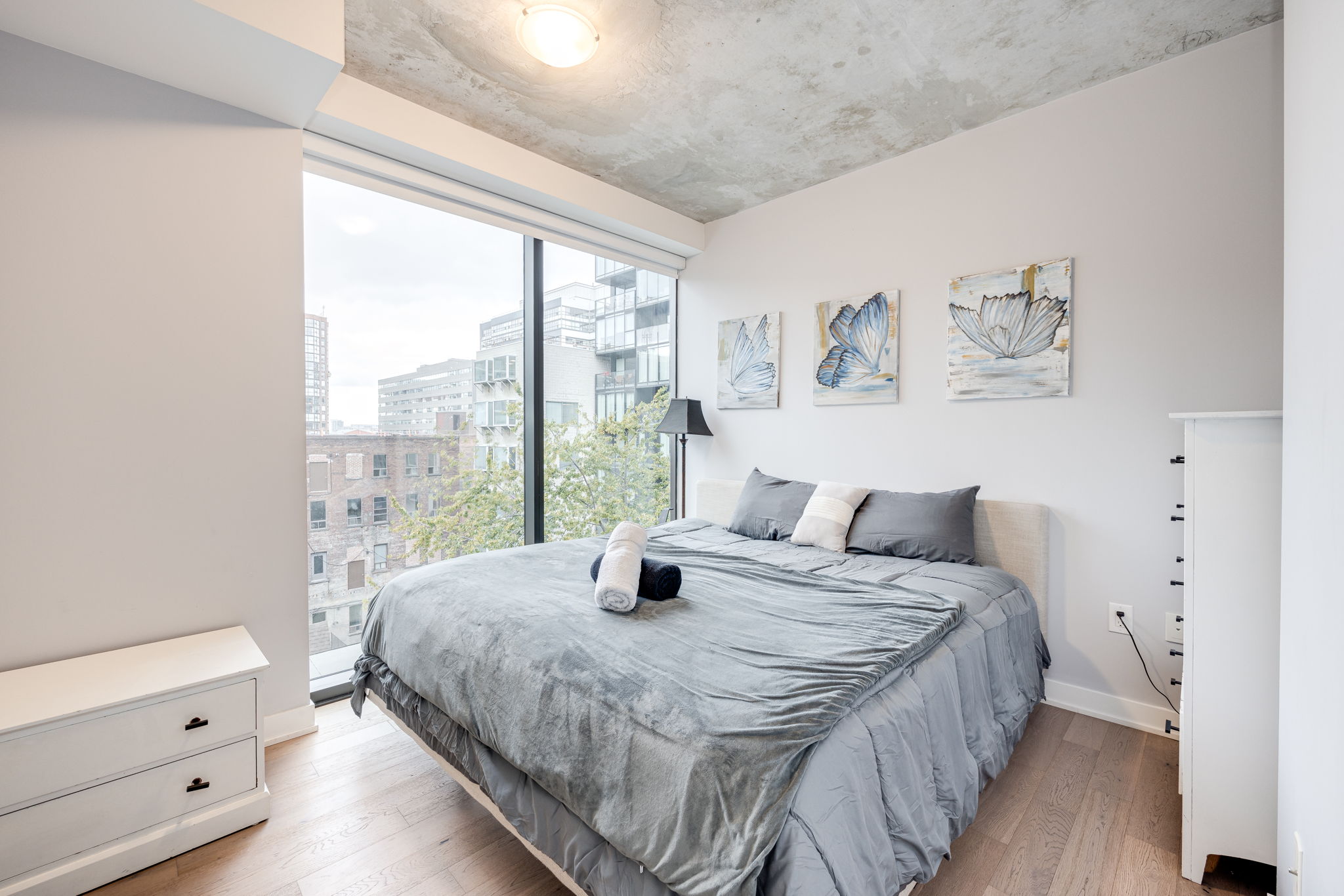 Toronto property showcase — delivered property photograph 12