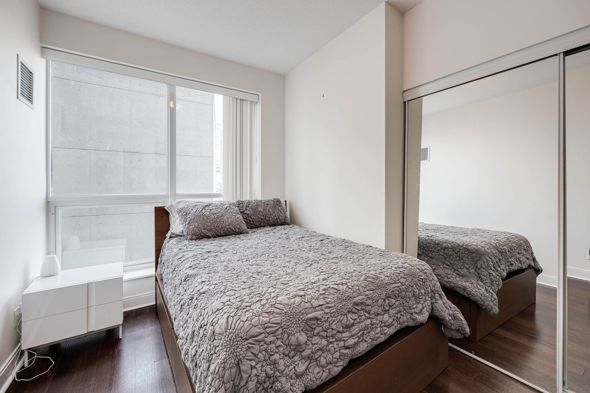 Toronto property showcase — delivered property photograph 11