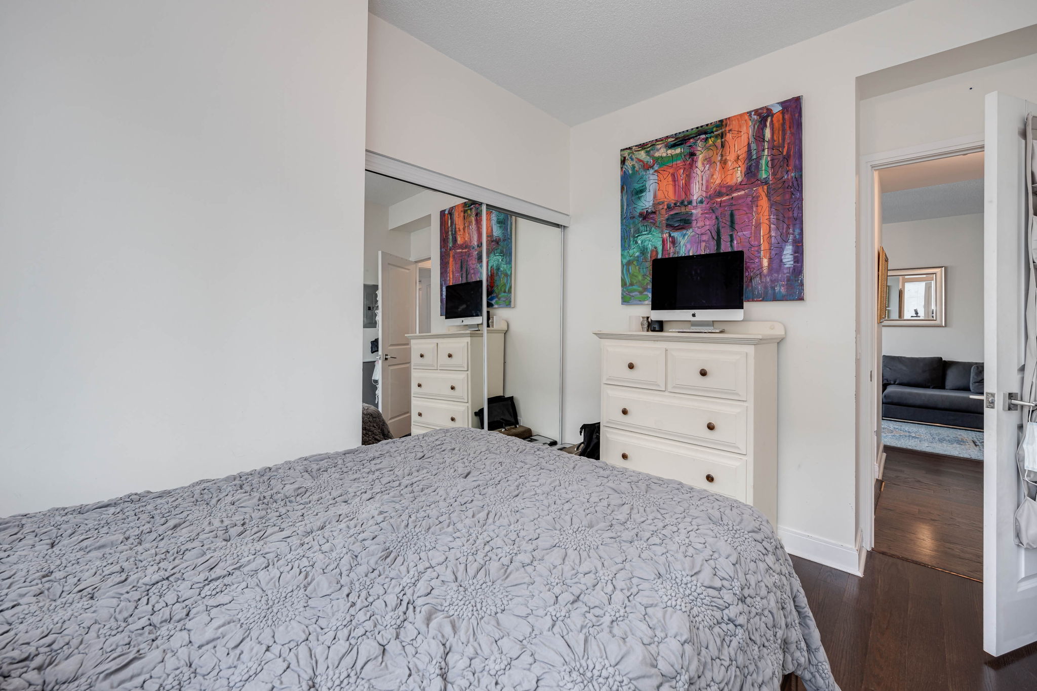 Toronto property showcase — delivered property photograph 12