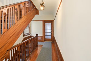 006_F8_380 29th St 2