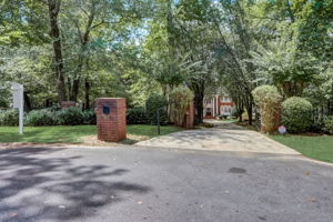 5 Acre Rd Alpharetta-003