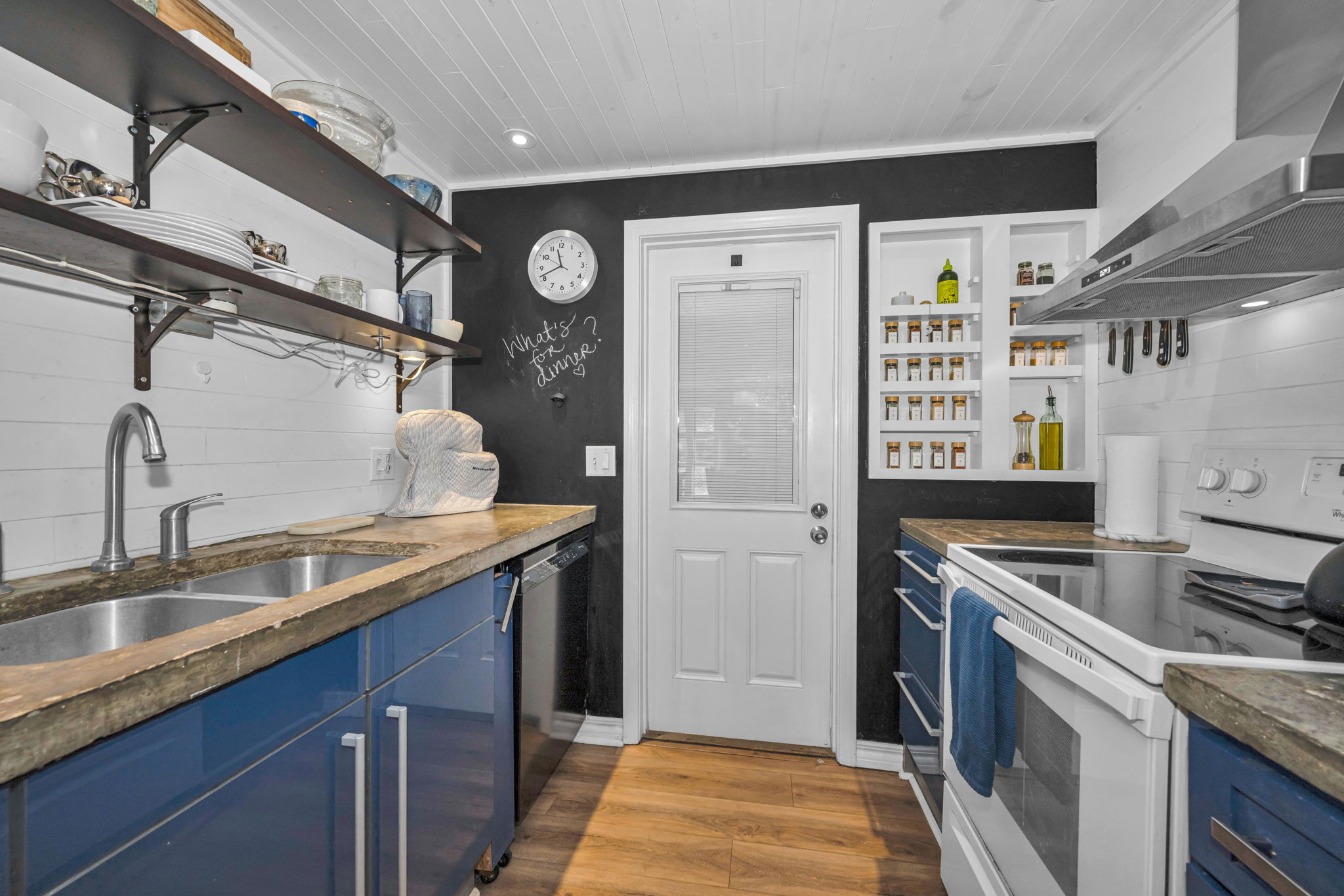 Kitchen 5