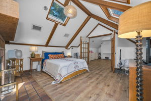 Upper Level Primary Bedroom 1d