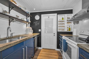 Kitchen 5