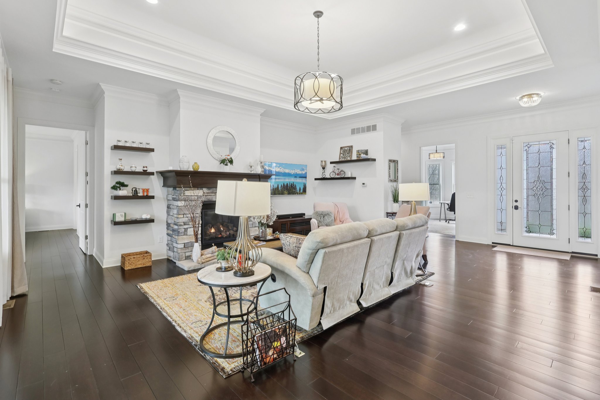 Crown Ridge Dr-L0704-003.jpg