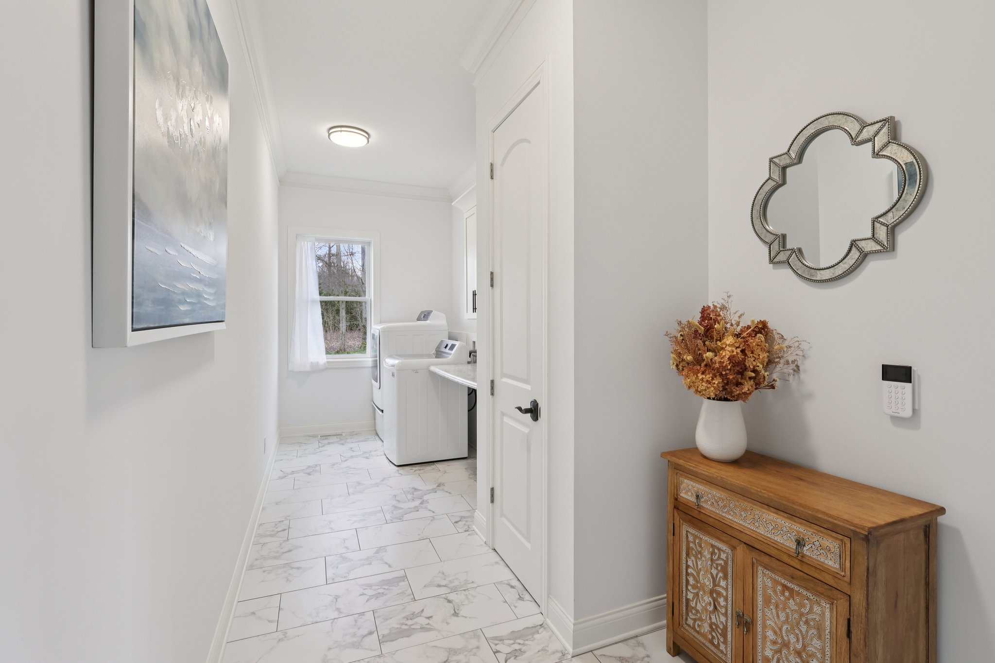 Crown Ridge Dr-L0704-014.jpg