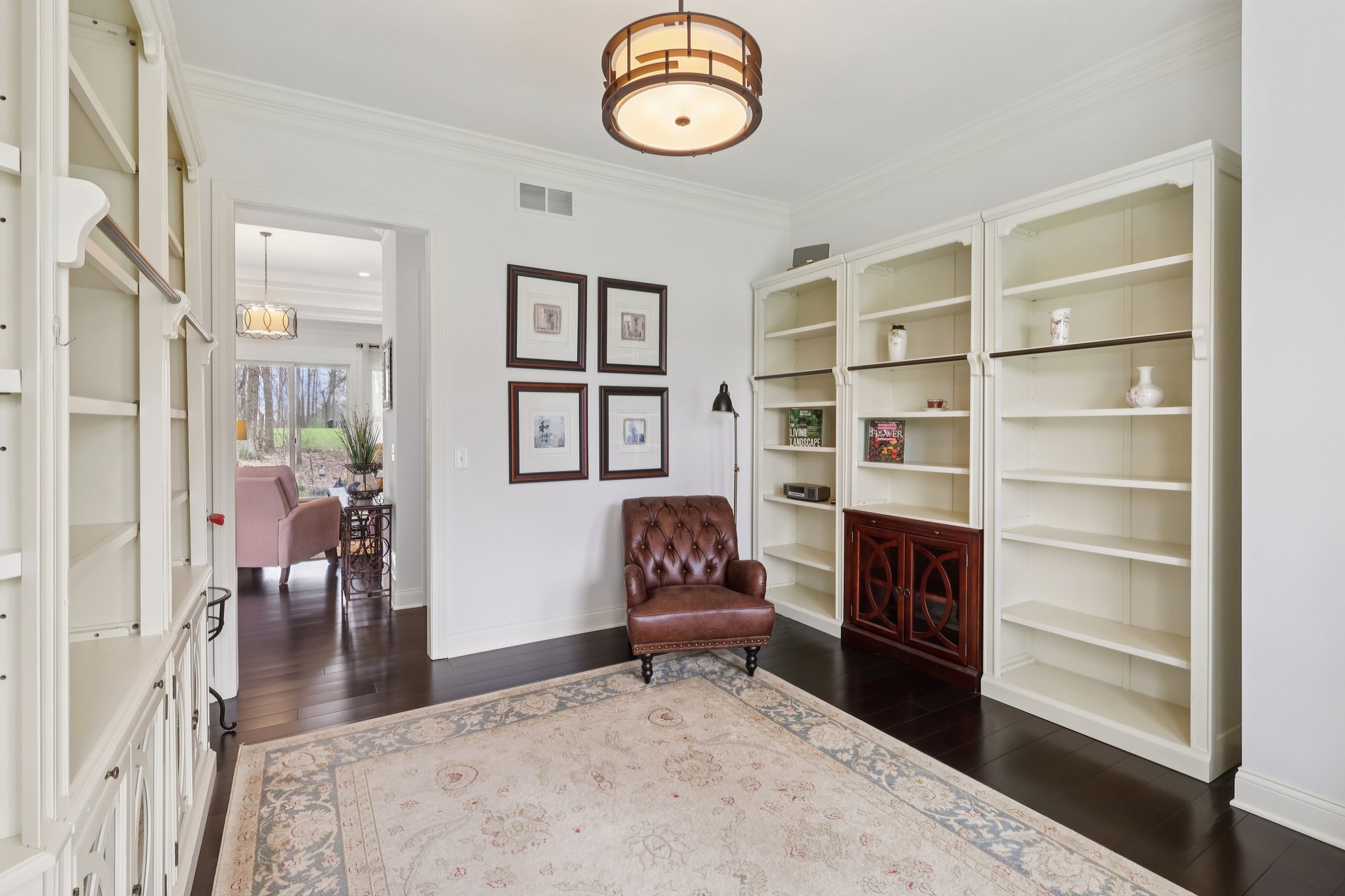 Crown Ridge Dr-L0704-030.jpg