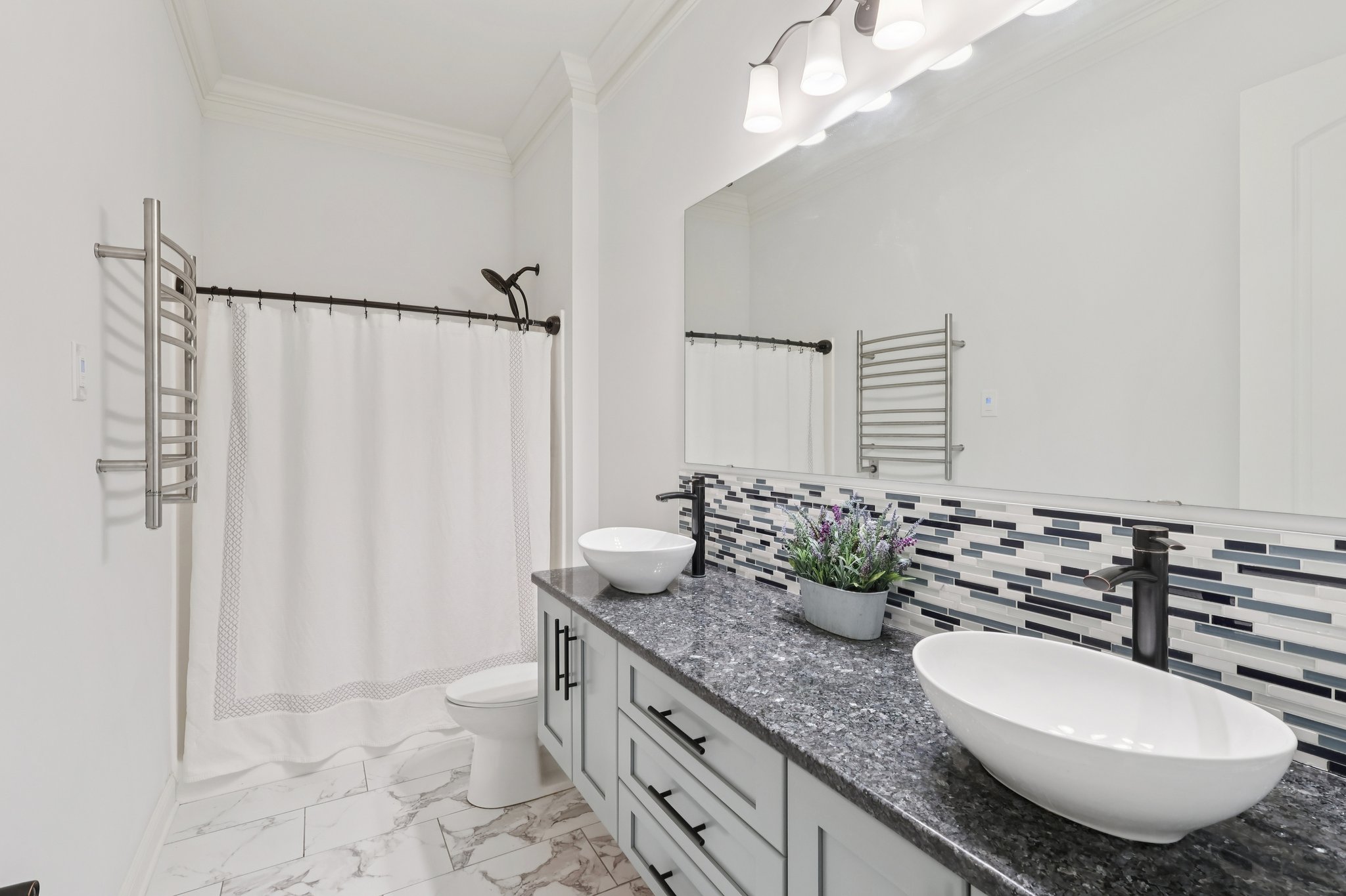 Crown Ridge Dr-L0704-031.jpg