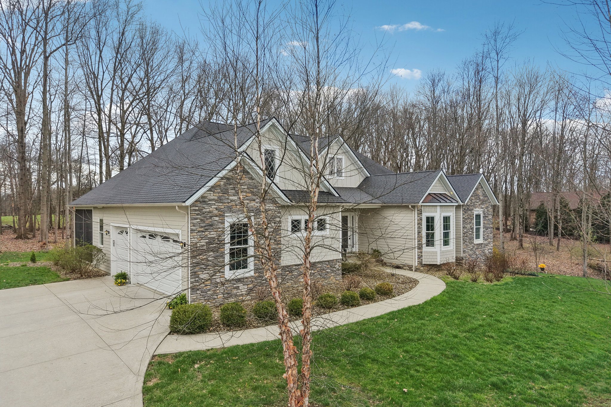 Crown Ridge Dr-L0704-057.jpg