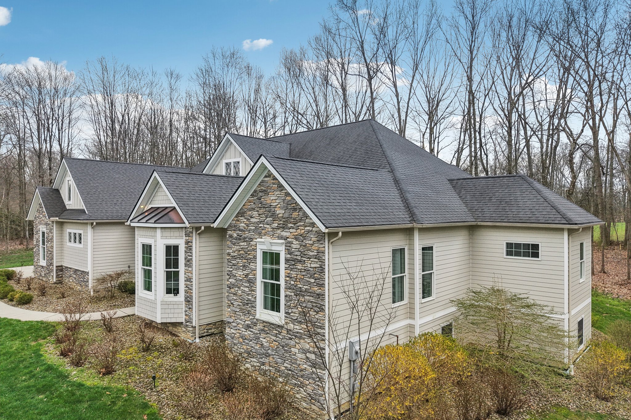 Crown Ridge Dr-L0704-059.jpg